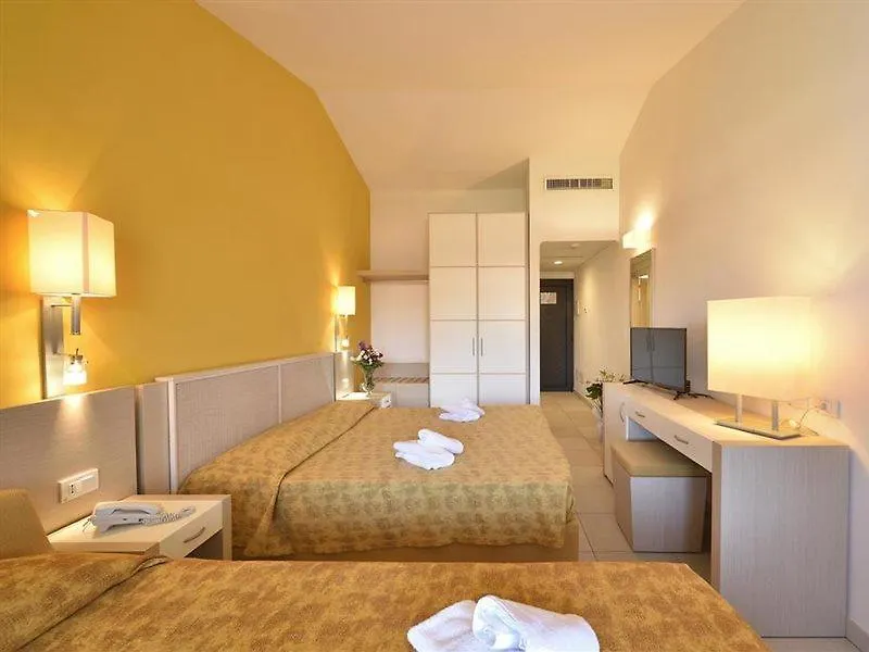 Hotel Club Baja Bianca San Teodoro
