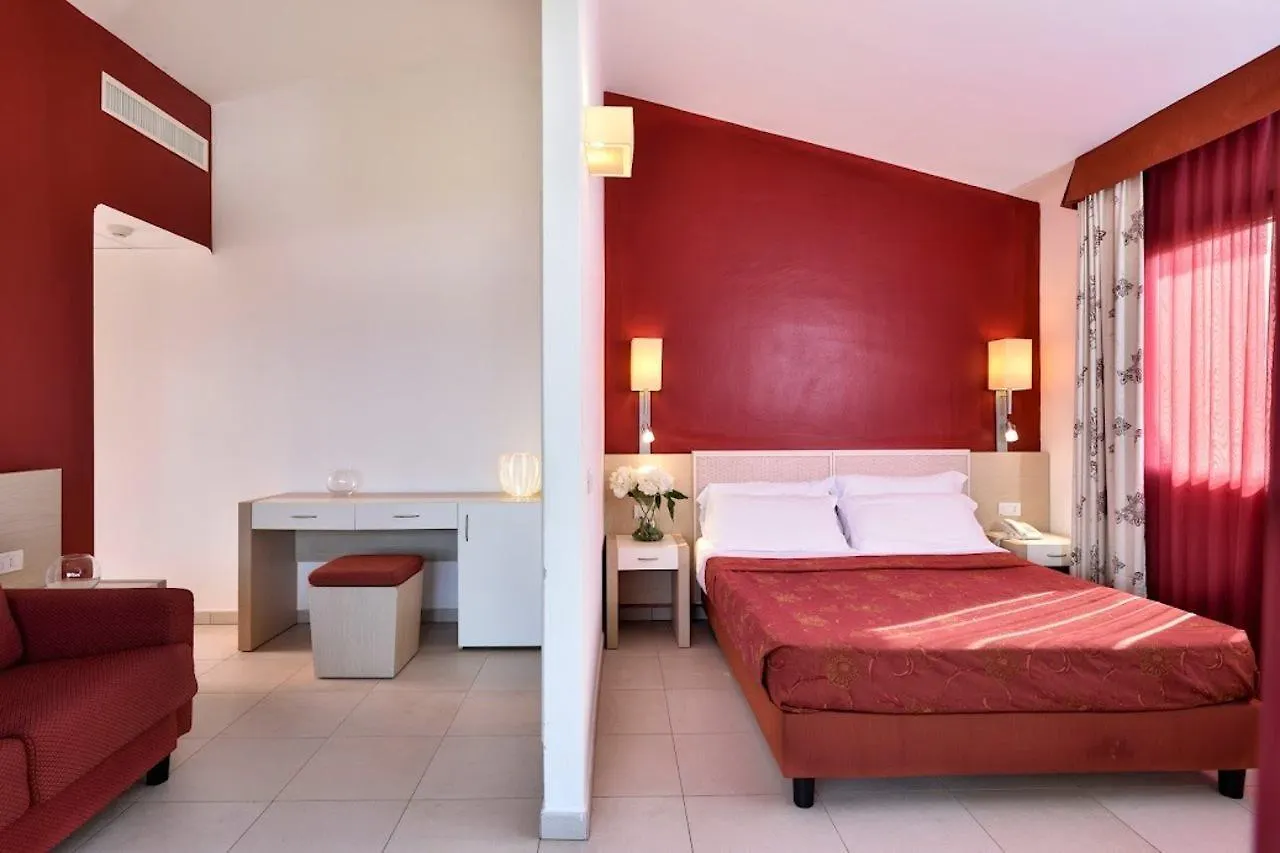 Hotel Club Baja Bianca San Teodoro