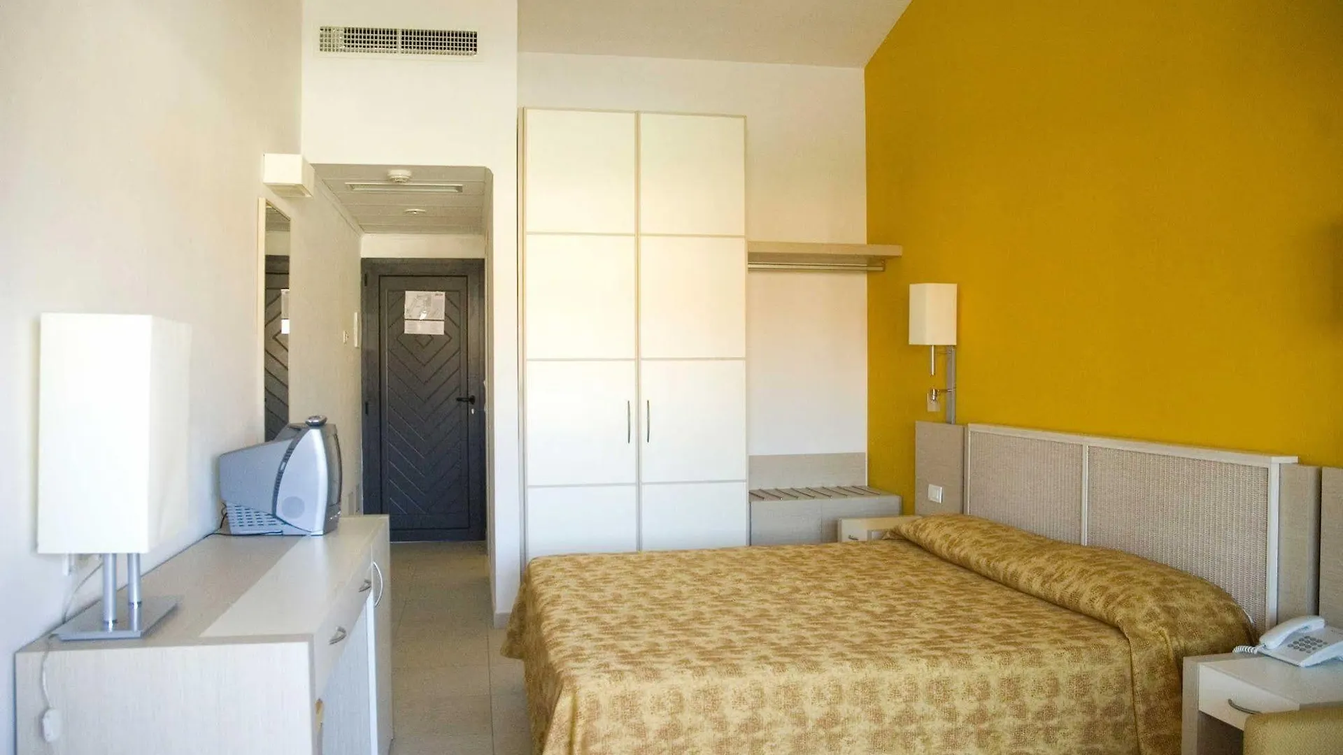 Hotel Club Baja Bianca San Teodoro  Italia