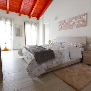 La Genuina Bed and breakfast